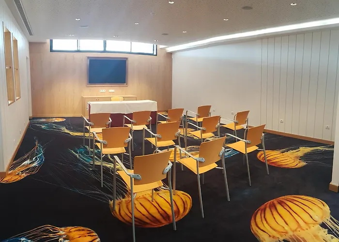Marvell Club Hotel & Apartments